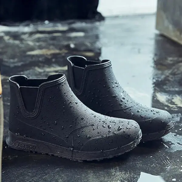 New Fashion Men's Rain Boots Rubber Boots Platform Ankle Boots 2025 Summer Slip on Couples Booties Men Work Shoes Botines Mujer