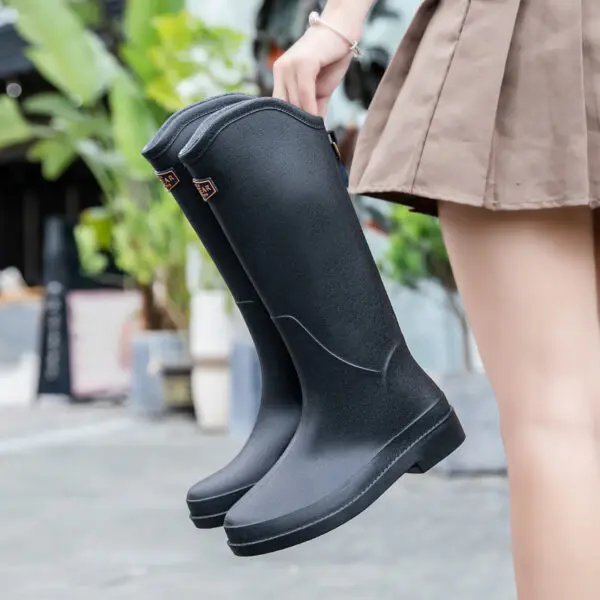 Women's Fashion Rain Boots Classic British Commuter Water Boots High Rubber Non-slip Boots Rain Boots Women - Image 6