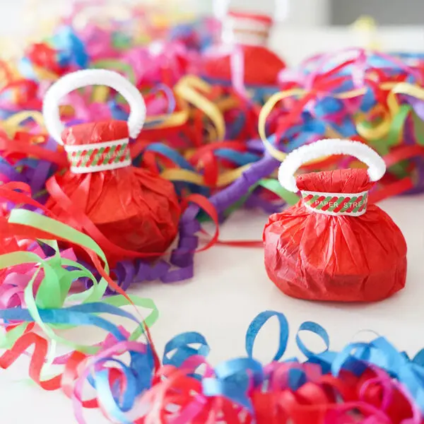 10/20Pack White Streamers Poppers Wedding Decorations Paper Crackers Hand Throw Confetti Streamer for Engagement Party Supplies - Image 2