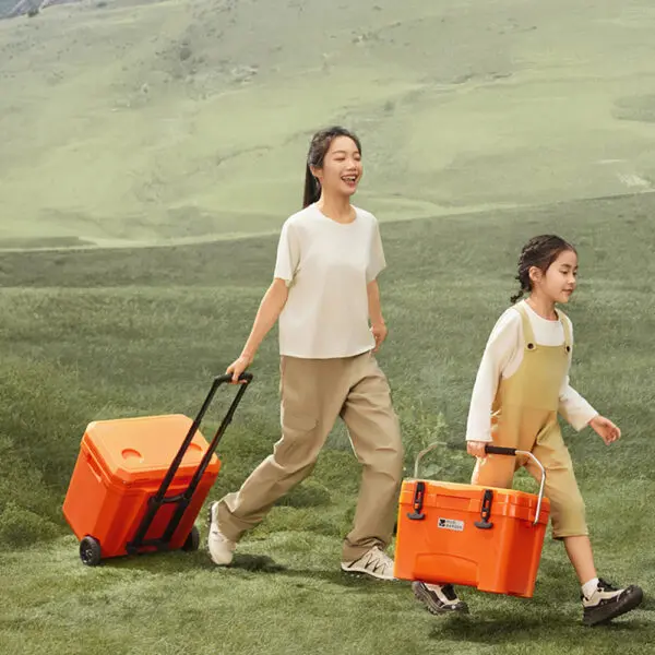 Mobi Garden Portable Wheeled Cooler Insulated Ice Box for Car Picnics Outdoor Camping Fresh Food Storage - Image 3